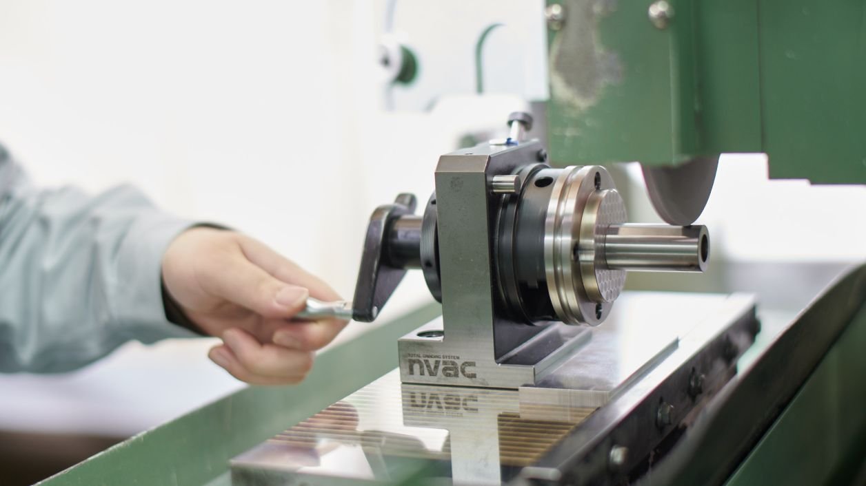 金型設計・製作