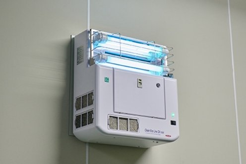 防虫対策一例（吸引式捕虫機）